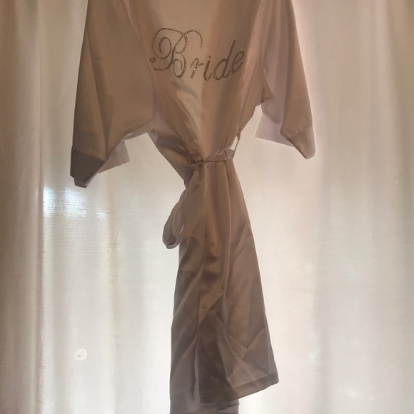 David’s Bridal White Satin Bride 👰🏼 Rope - Picture 2 of 5